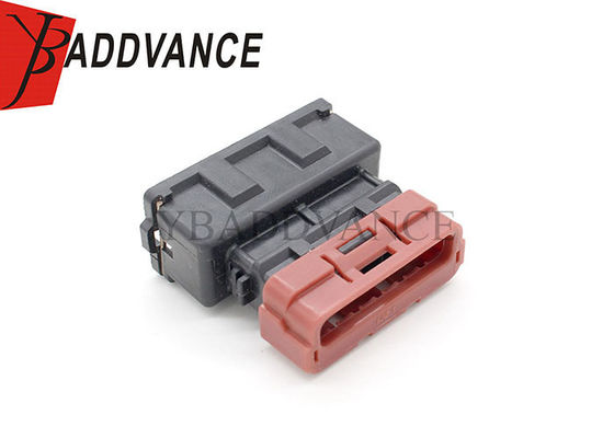 PB185-06026 6 Pin Female Z32 MAF Connector Housing For Nissan